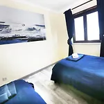 Prime Oceanfront 2 شقة *