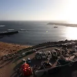 Prime Oceanfront 2 شقة