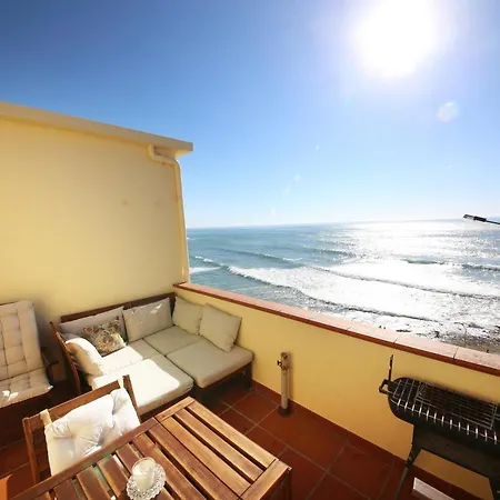 Prime Oceanfront 2 Apartment
