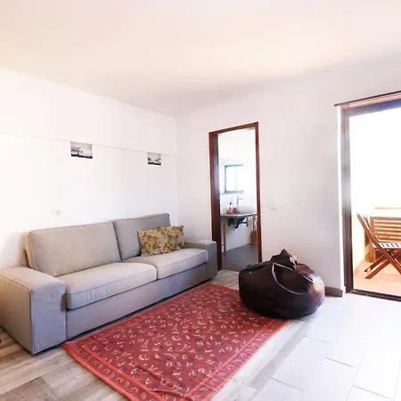 Prime Oceanfront 2 شقة إيريسييرا